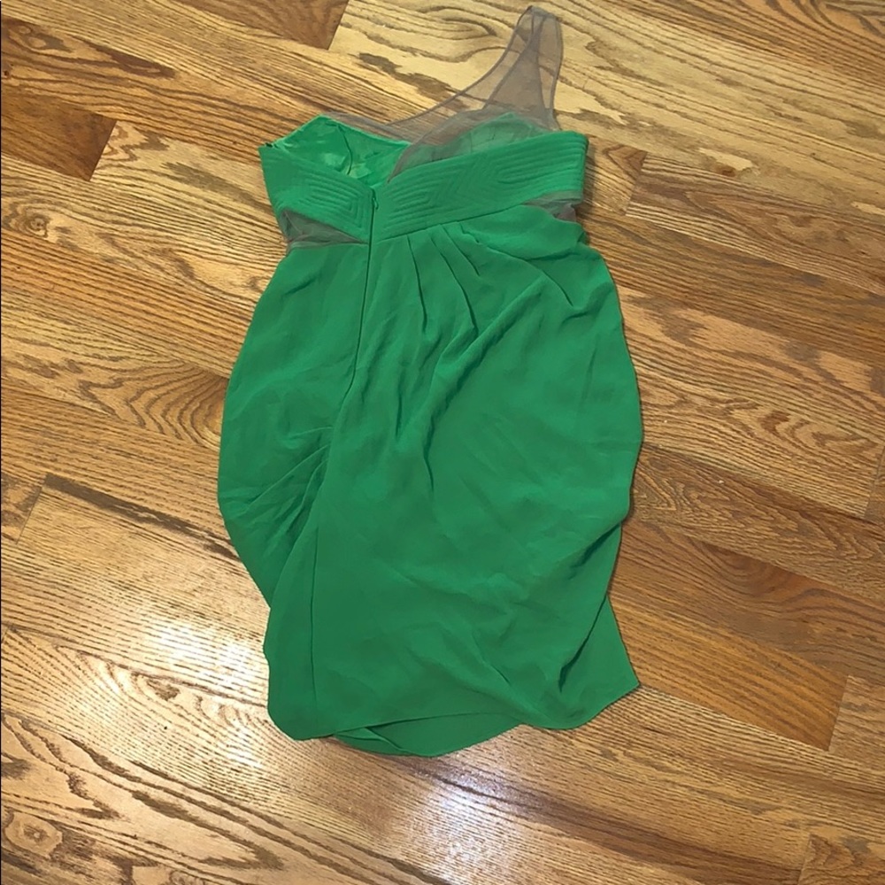 BCBGMAXAZRIA Runway Green One Shoulder Dress 4 - Picture 6 of 8